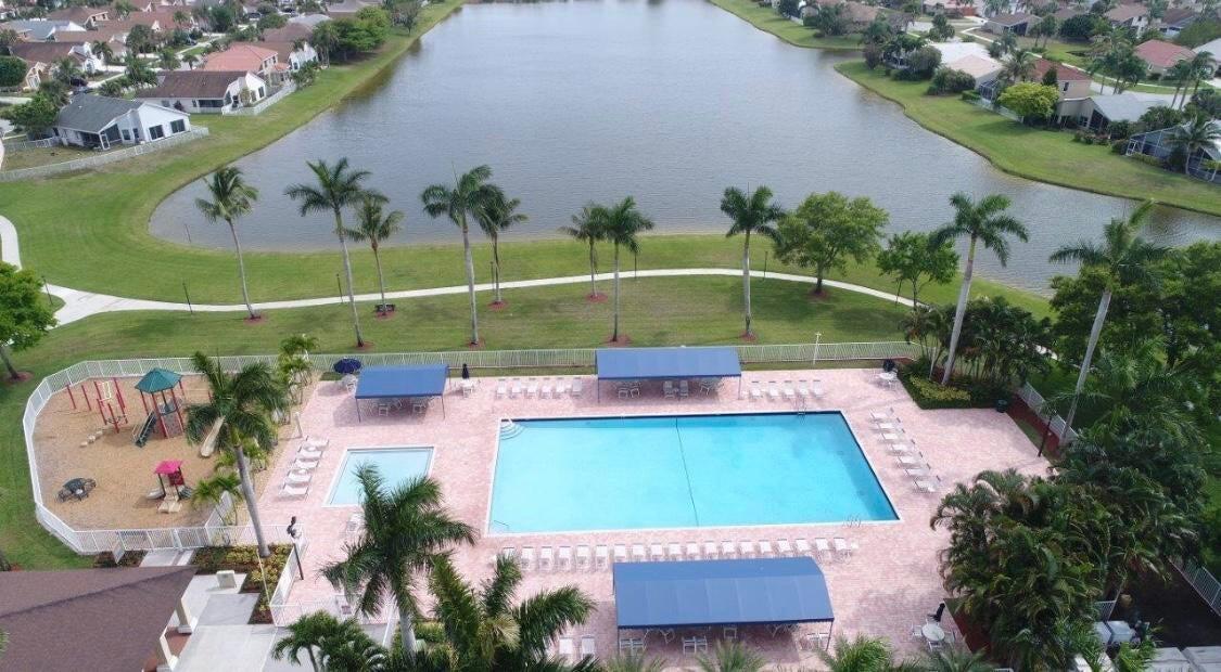 9785 Ridge Creek Road Boca Raton, FL 33496 - Photo 19 of 23 20201102150121634249000000-o