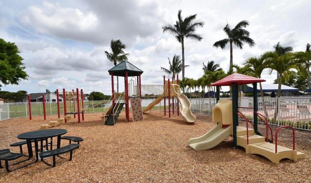 9785 Ridge Creek Road Boca Raton, FL 33496 - Photo 20 of 23 20201102150120452468000000-o