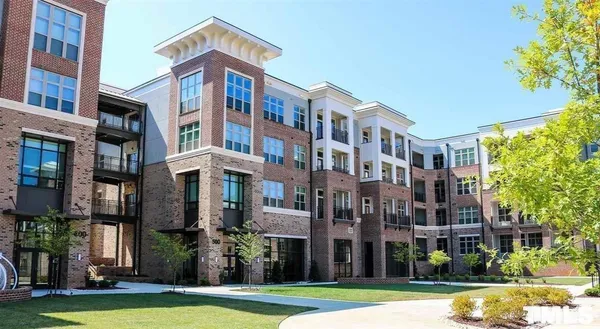 $1,329 | 600 Carraway Crossing, Unit S1, Chapel Hill, NC 27516