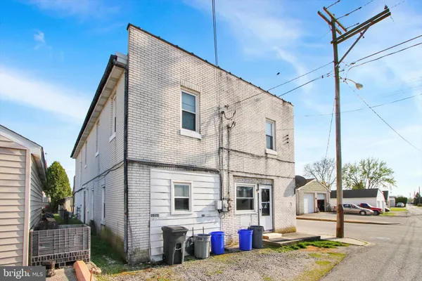 $275,000 | 601 South Street, McSherrystown, PA 17344