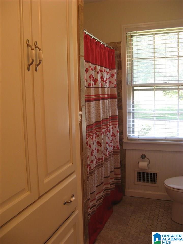 2405 Lake Terrace Road Sylacauga, AL 35150 - Photo 21 of 44 Gallery Image 21