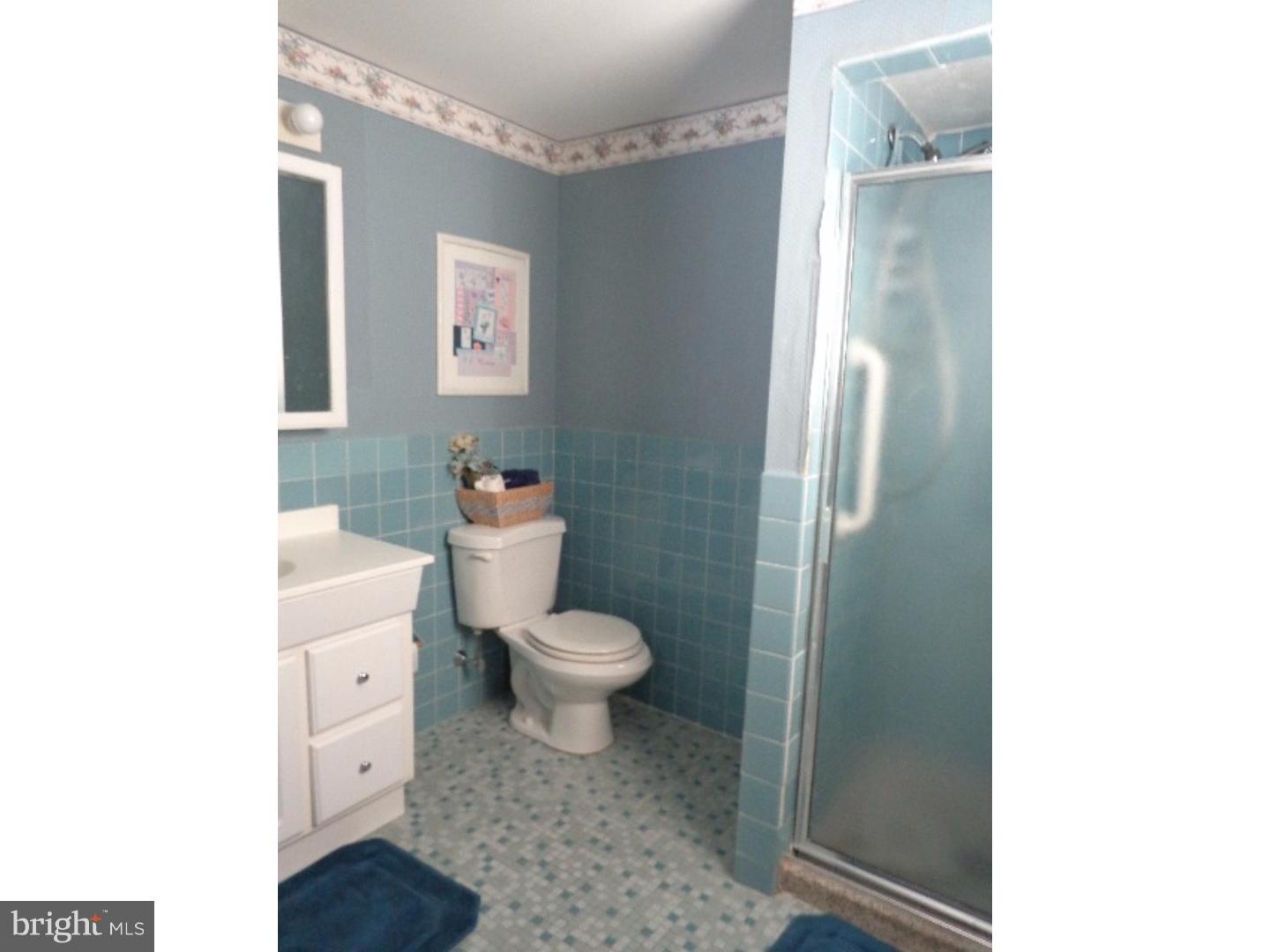 9702 Glenhope Road Philadelphia, PA 19115 - Photo 18 of 25 Master Bathroom