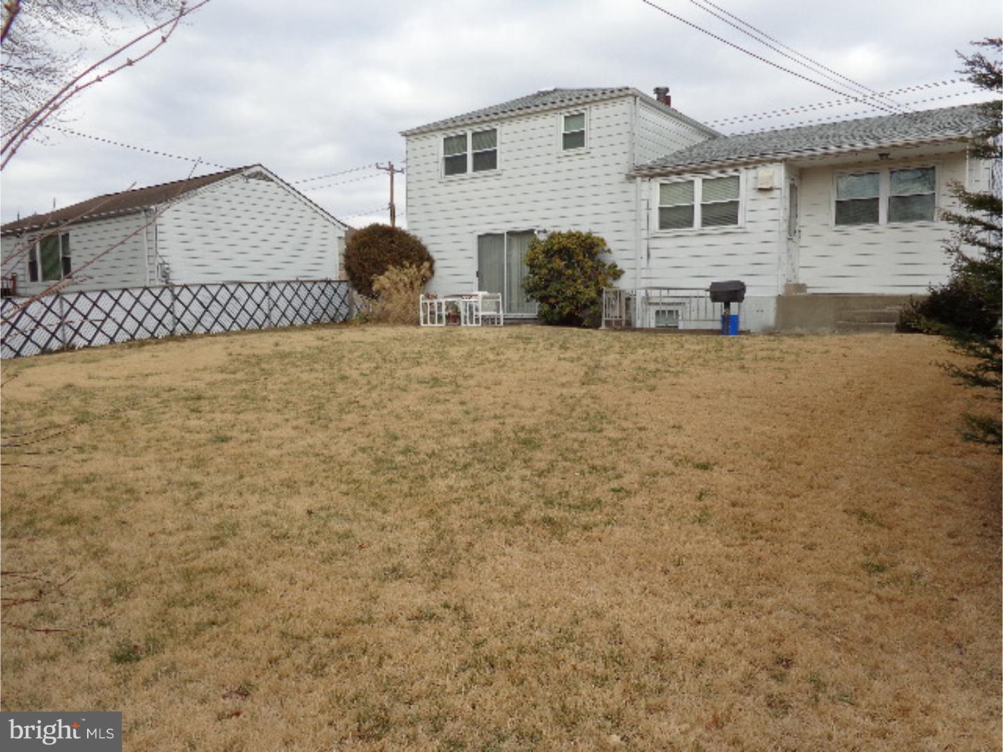 9702 Glenhope Road Philadelphia, PA 19115 - Photo 24 of 25 Exterior Back
