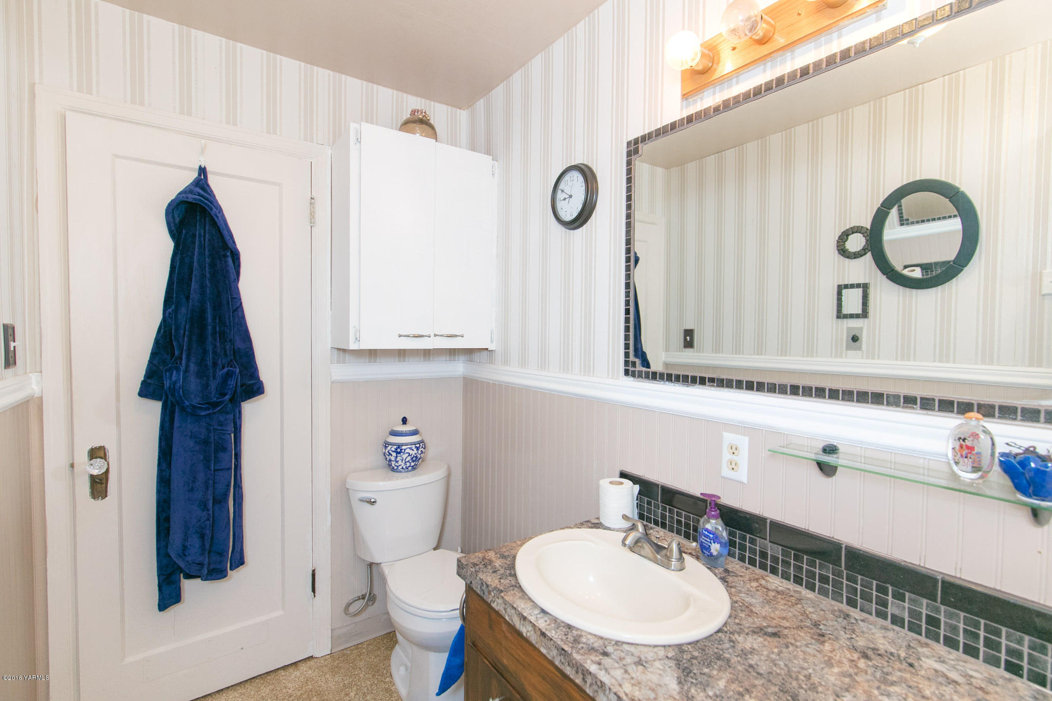8002 Mieras Road Yakima, WA 98901 - Photo 17 of 34 MierasRd-5528