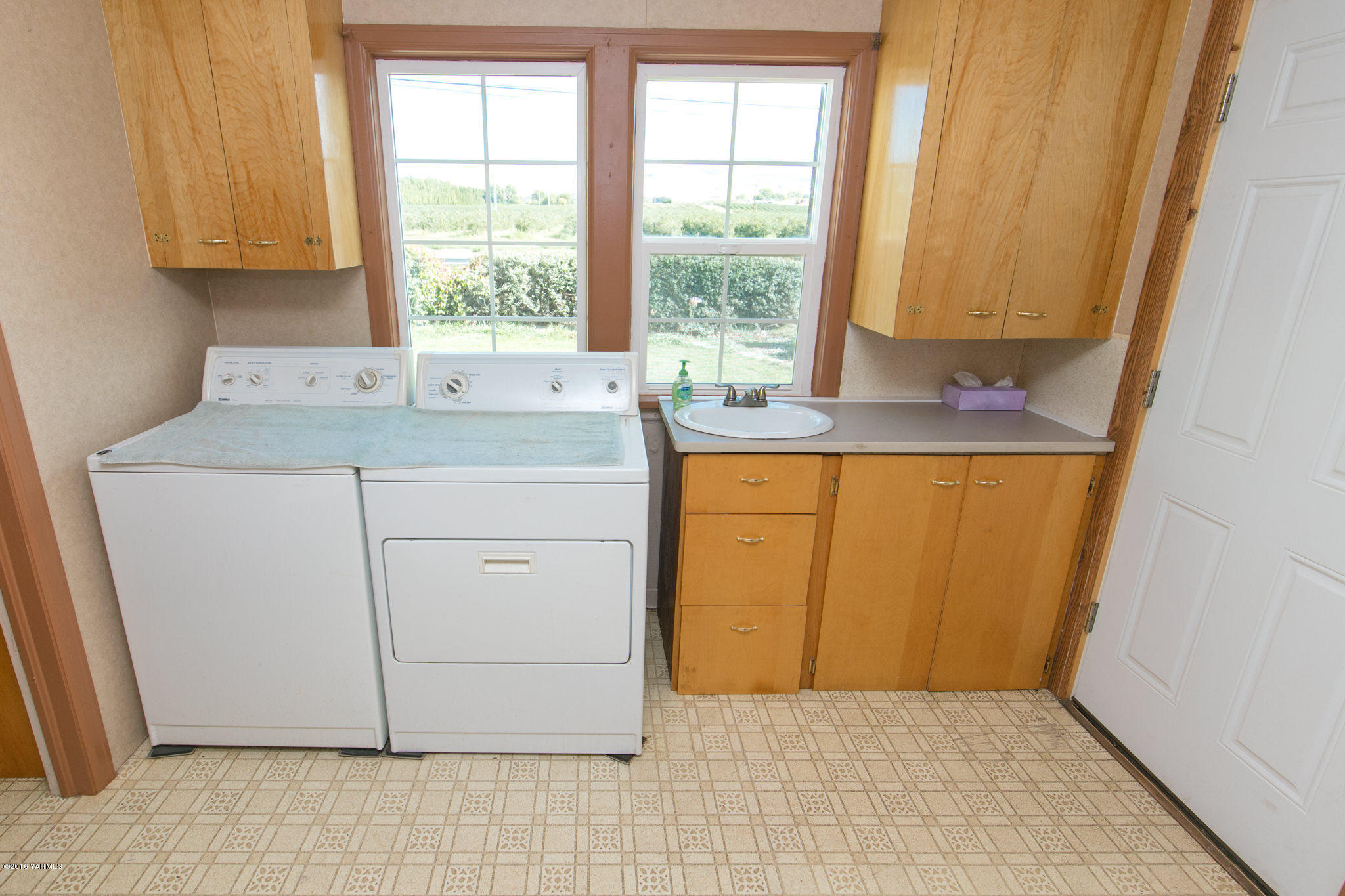 8002 Mieras Road Yakima, WA 98901 - Photo 25 of 34 MierasRd-5463