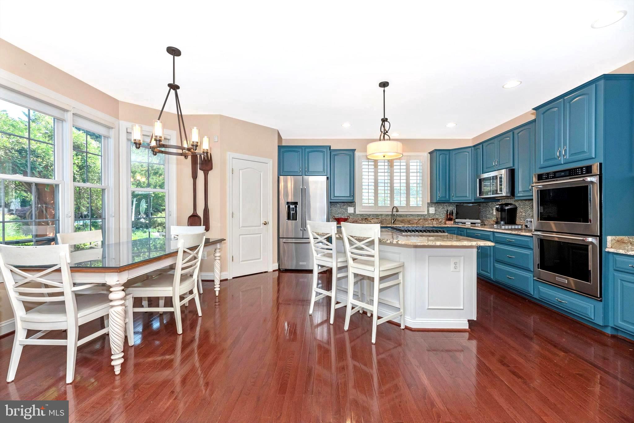 25 Woodmere Circle Middletown, MD 21769 - Photo 11 of 52 Or spread out for a Casula Dinner