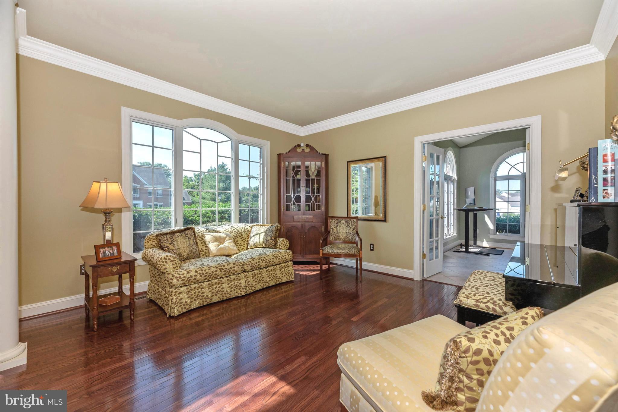 25 Woodmere Circle Middletown, MD 21769 - Photo 15 of 52 Gracious Living Room