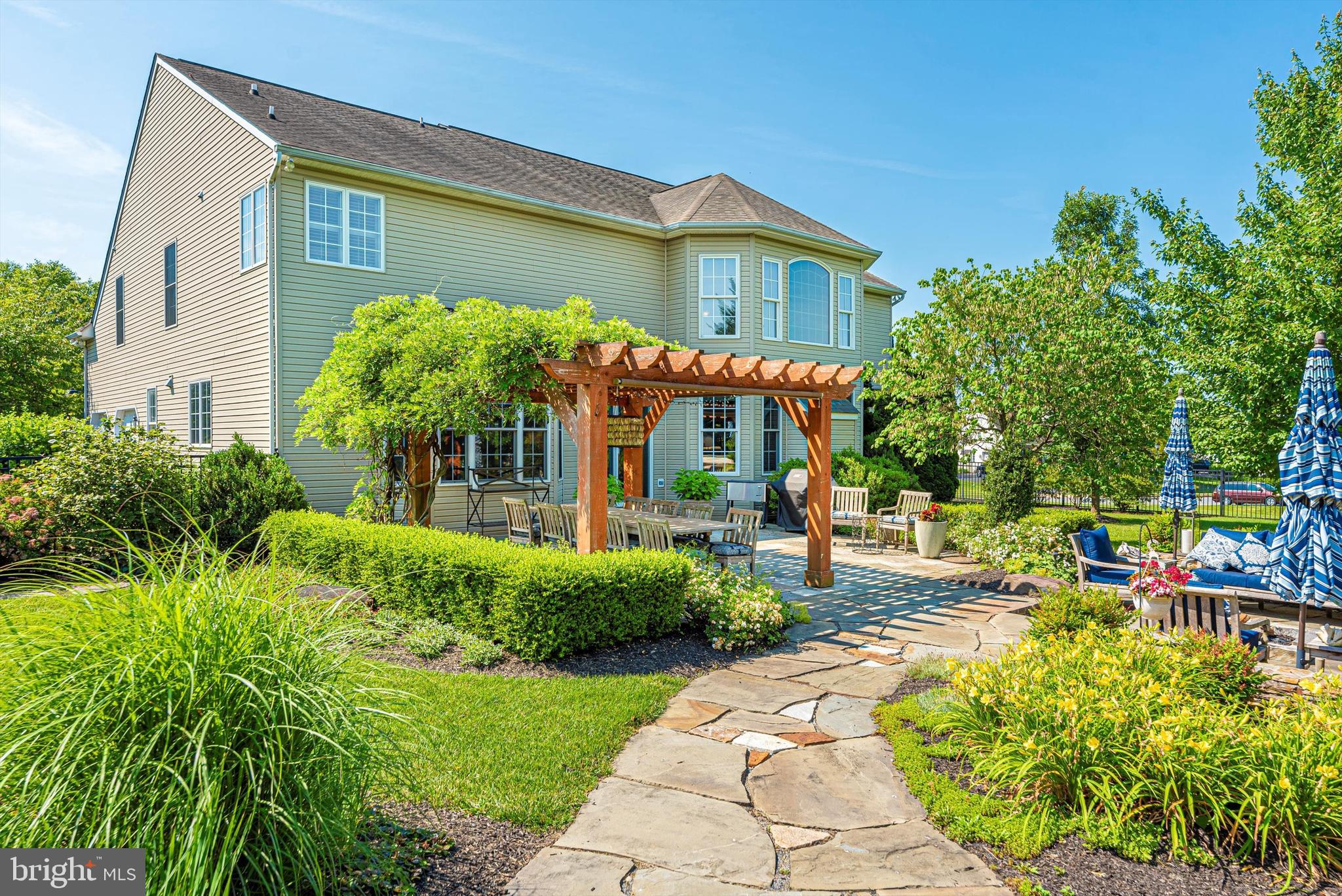 25 Woodmere Circle Middletown, MD 21769 - Photo 4 of 52 Travel the path