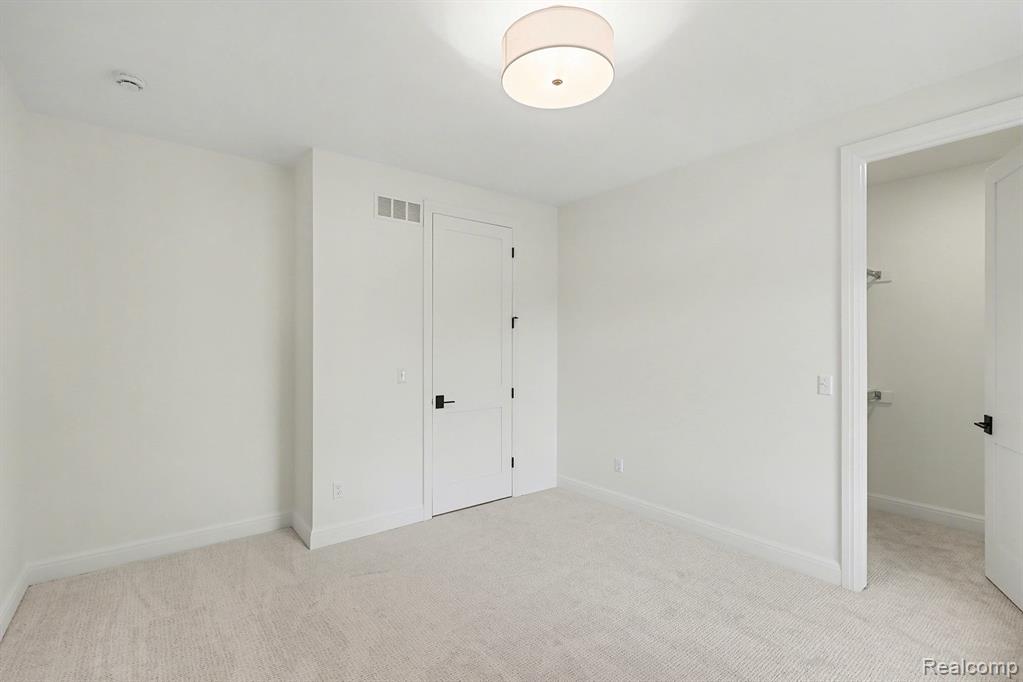 55390 Jewell Road Utica, MI 48315 - Photo 25 of 36 Gallery Image 25