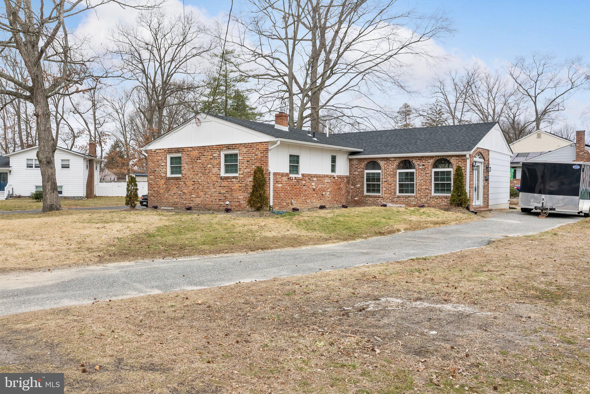 29 Chews Landing Road Lindenwold, NJ 08021 - Photo 2 of 30