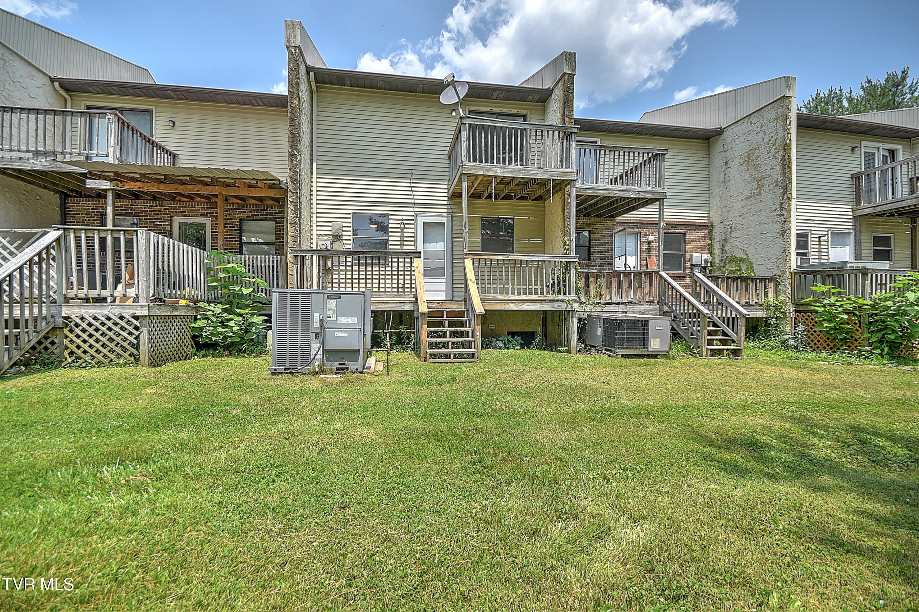 103 Northwinds Drive Bristol, VA 24201 - Photo 22 of 38 75 Northwinds #104-35