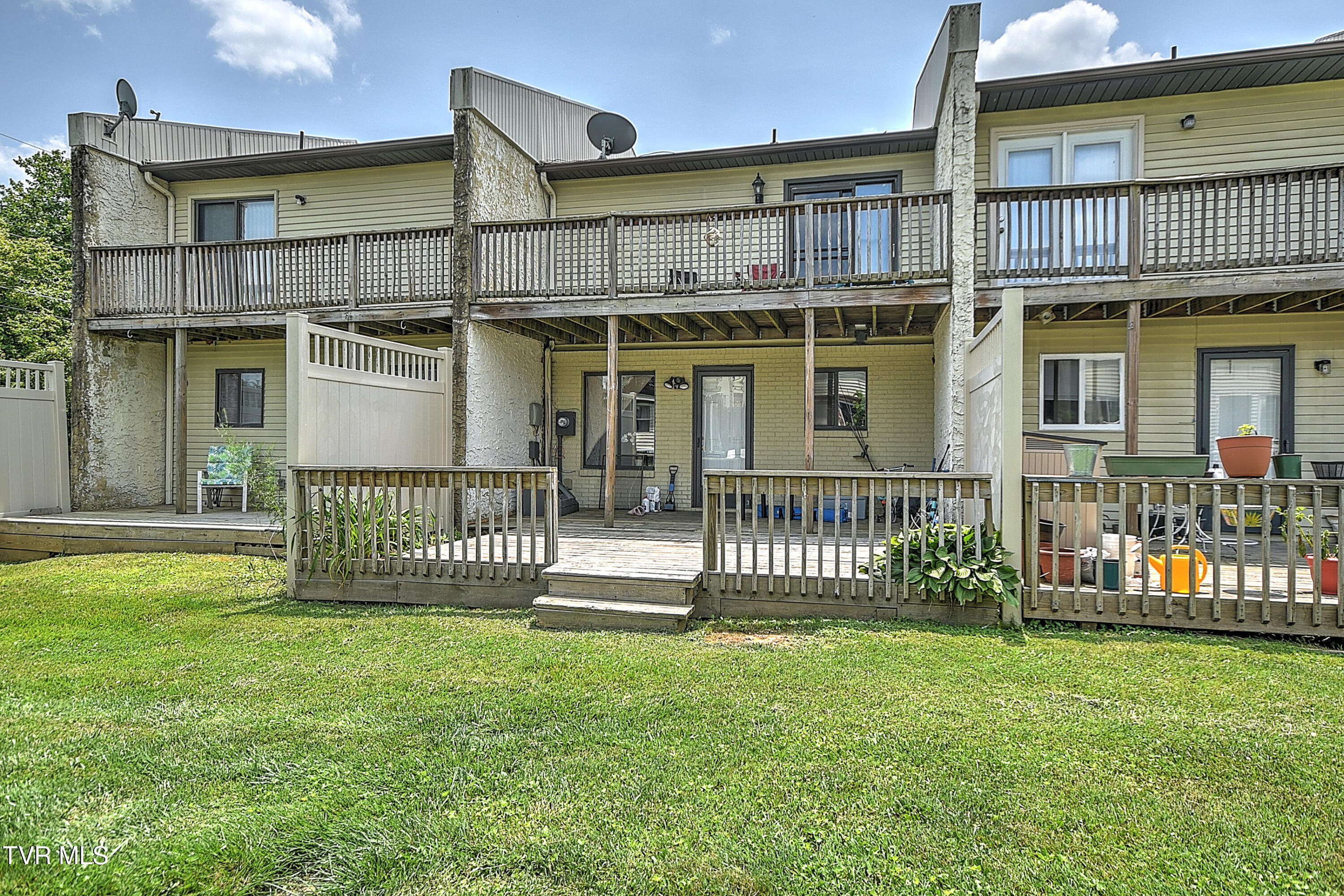 103 Northwinds Drive Bristol, VA 24201 - Photo 29 of 38 75 Northwinds #103-8