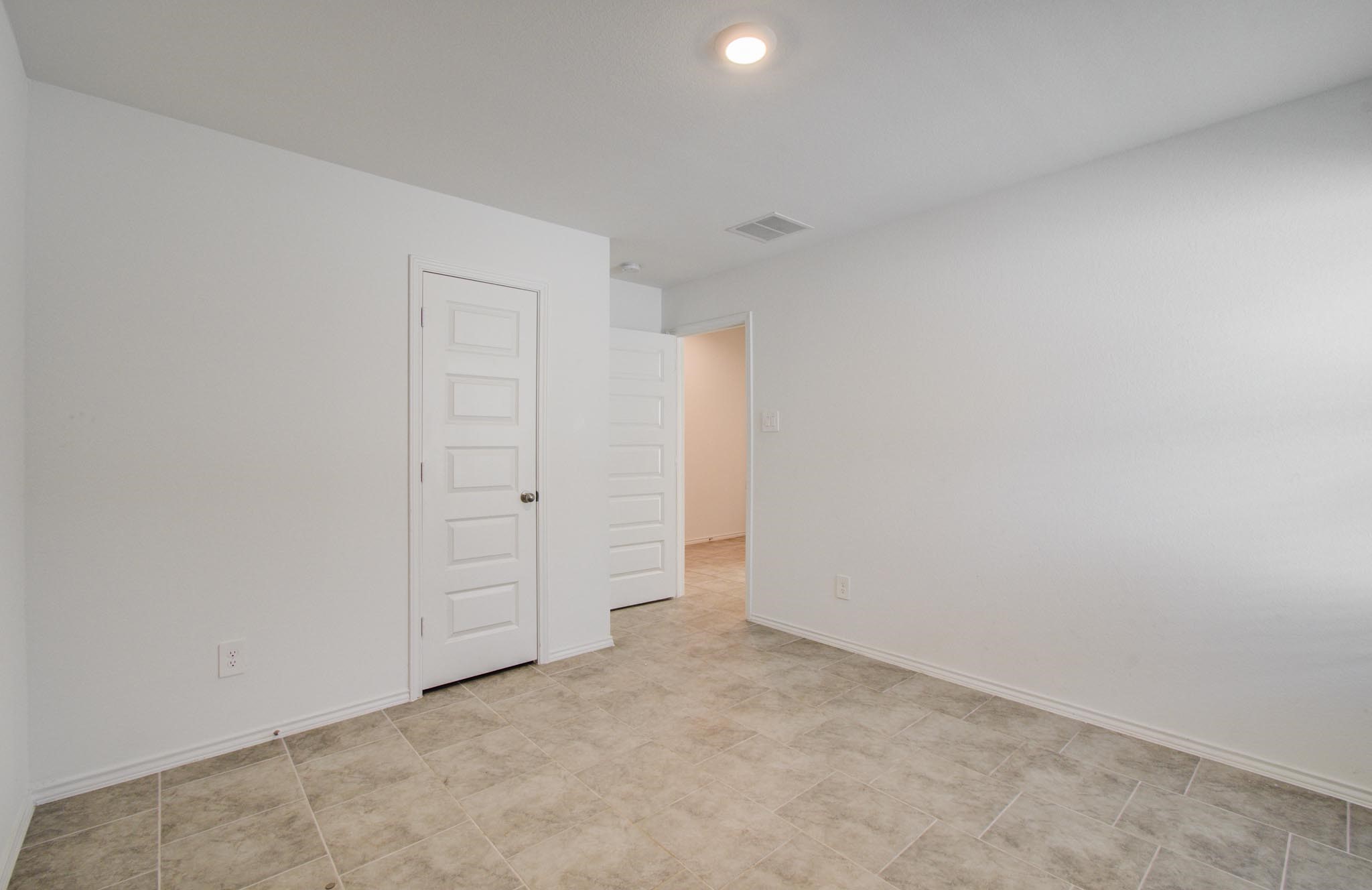 7527 Cynomys Court Rosharon, TX 77583 - Photo 7 of 29 Bedroom 2