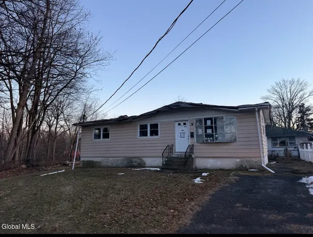 $129,000 | 1924 Woodlawn Street, Rotterdam, NY 12306