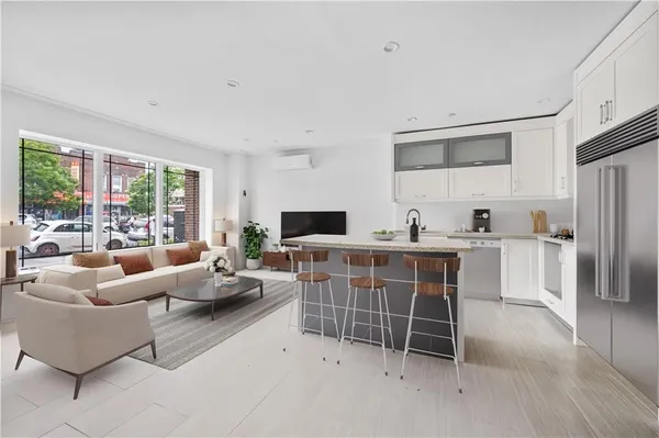 $782,630 | 2335 Bath Avenue, Unit 1B | Gravesend
