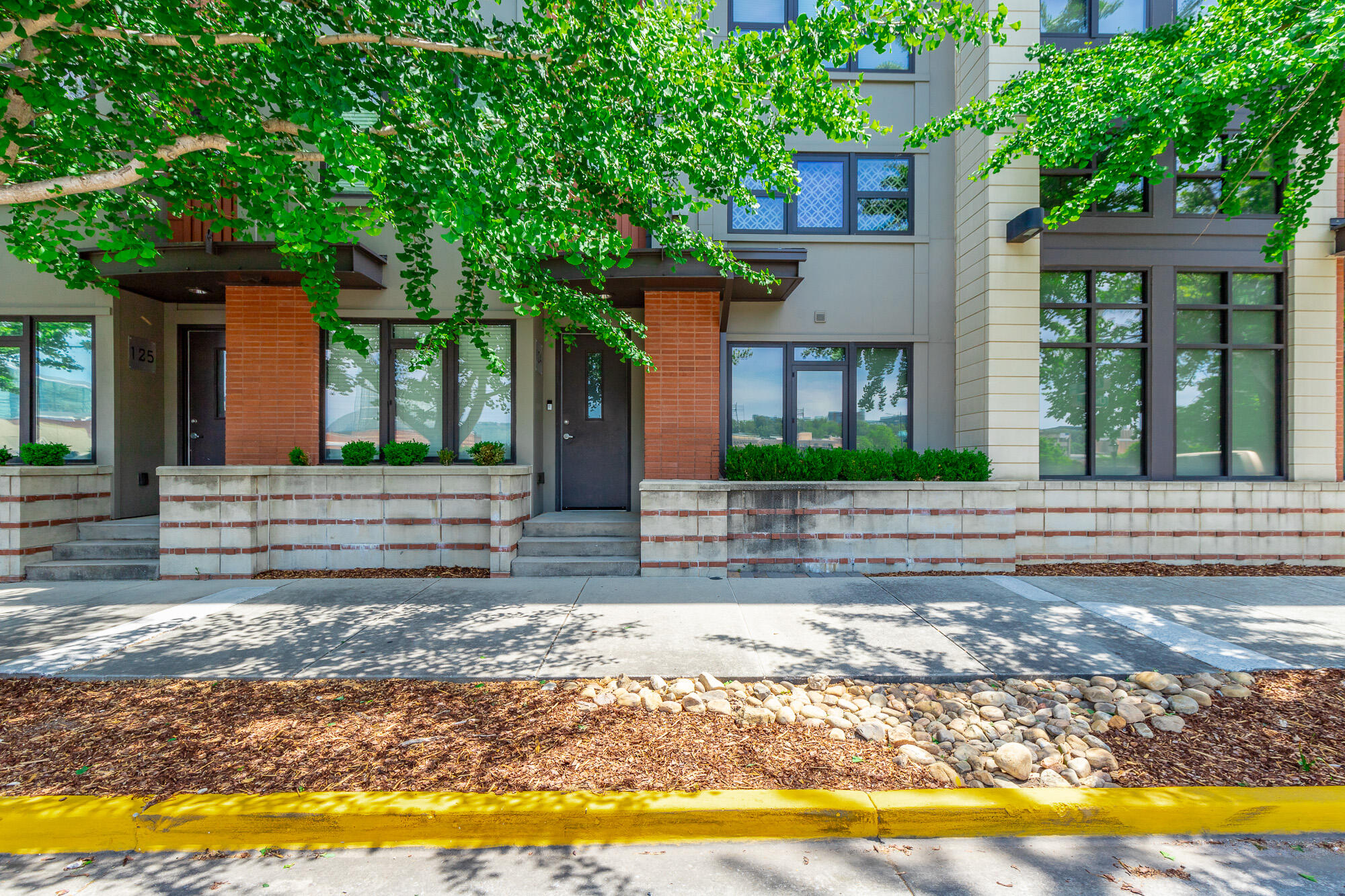 129 Walnut Street, Unit 124 Chattanooga, TN 37403 - Photo 33 of 56 124 Cherry Street Exterior HD-8