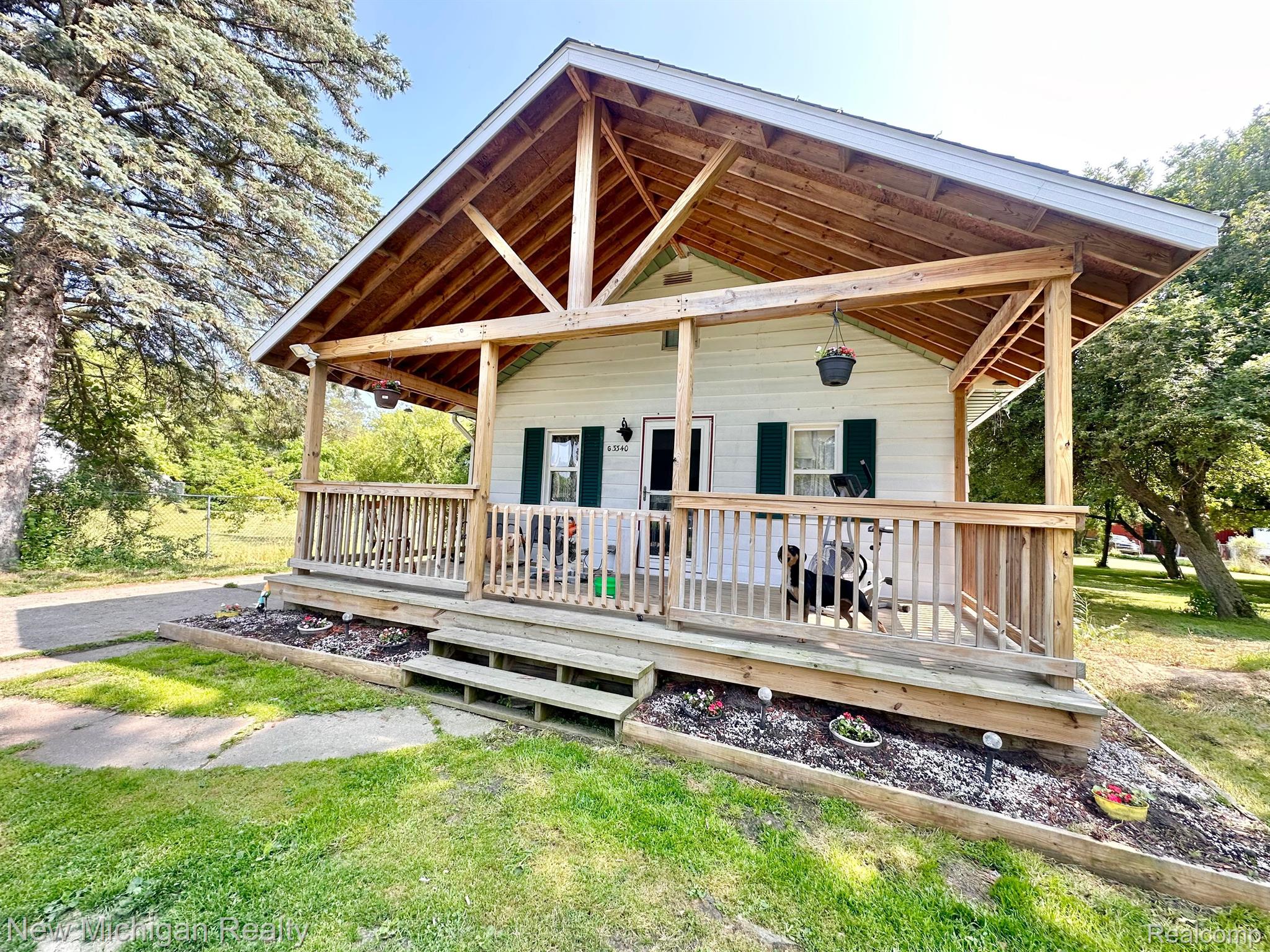 3340 East Carpenter Road Flint, MI 48506 - Photo 26 of 27 Gallery Image 26