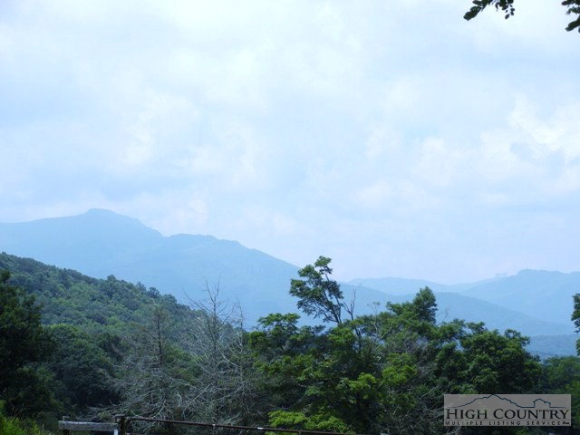 Parkview Circle Boone, NC 28607 - Photo 2 of 9 Gallery Image 2