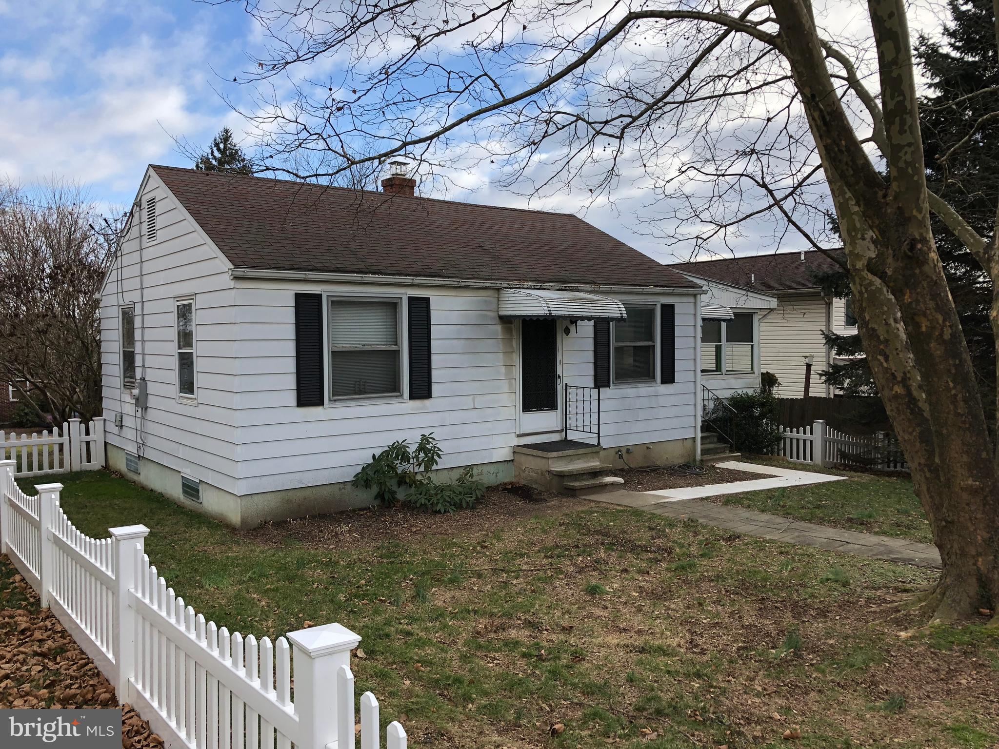 405 Summit Avenue Reading, PA 19607 - Photo 2 of 13 Gallery Image 2