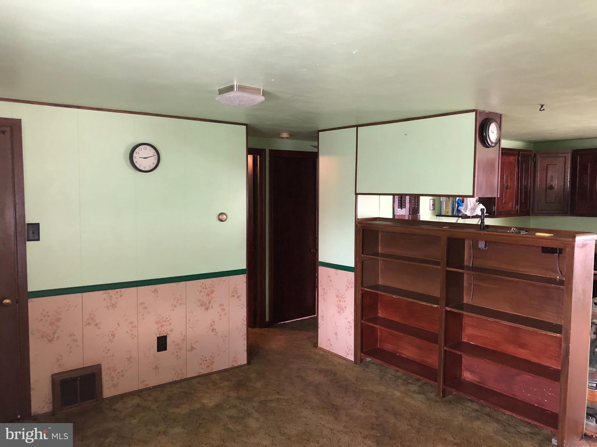 405 Summit Avenue Reading, PA 19607 - Photo 6 of 13 Gallery Image 6