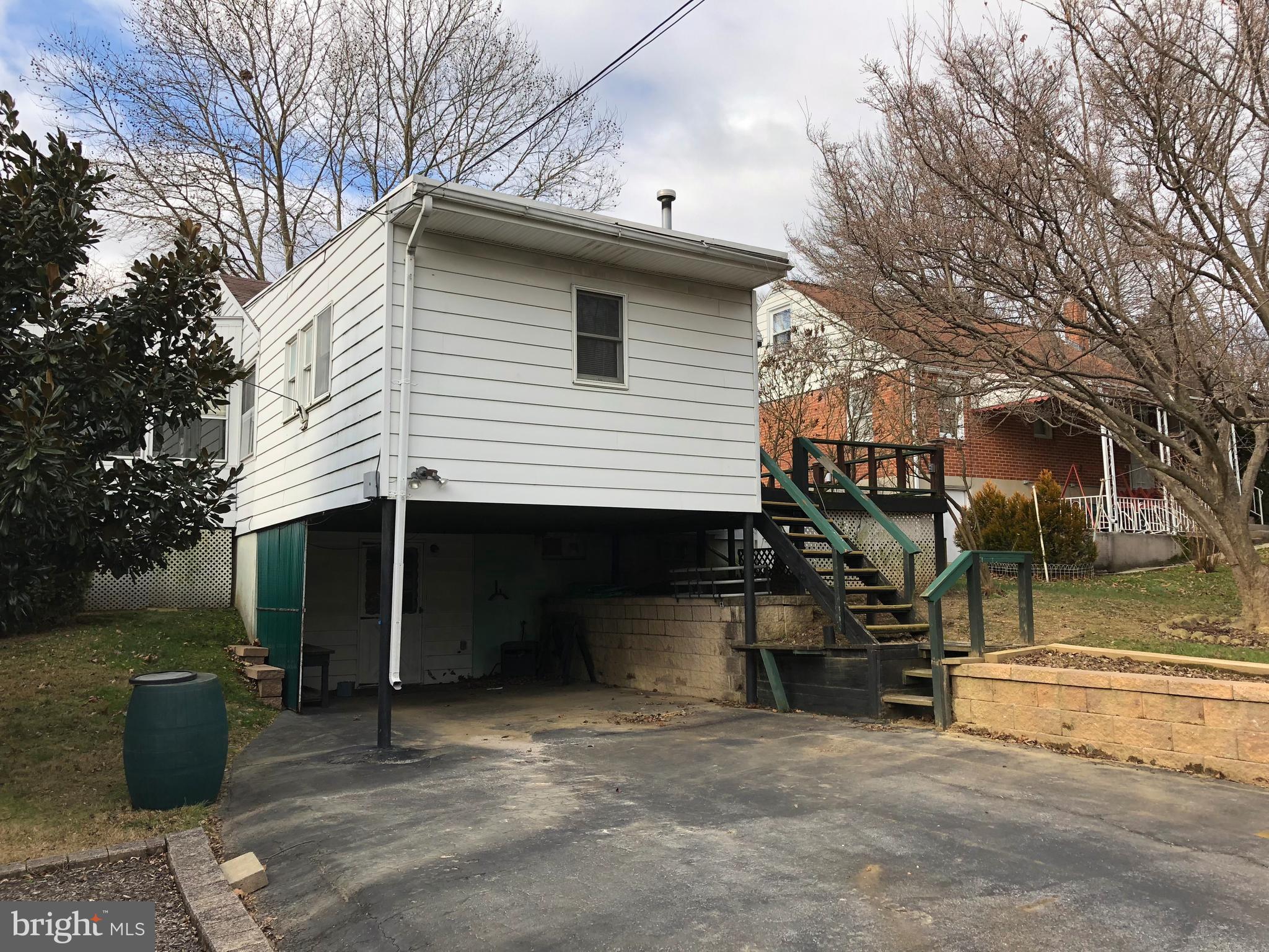 405 Summit Avenue Reading, PA 19607 - Photo 8 of 13 BACK OF THE HOME