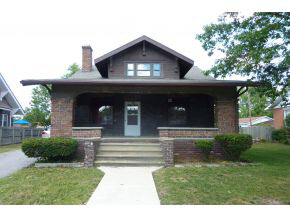 808 East Rochester Street Akron, IN 46910 - Photo 1 of 18 Gallery Image 1