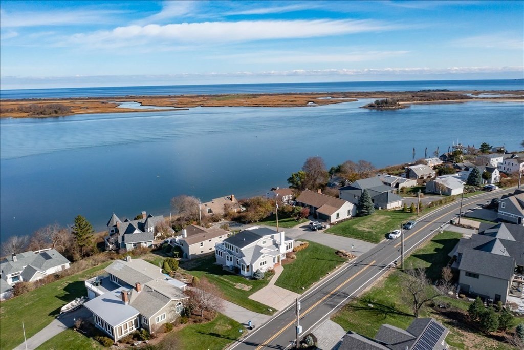 106 North Ridge Road Ipswich, MA 01938 - Photo 39 of 42 a picture of a city