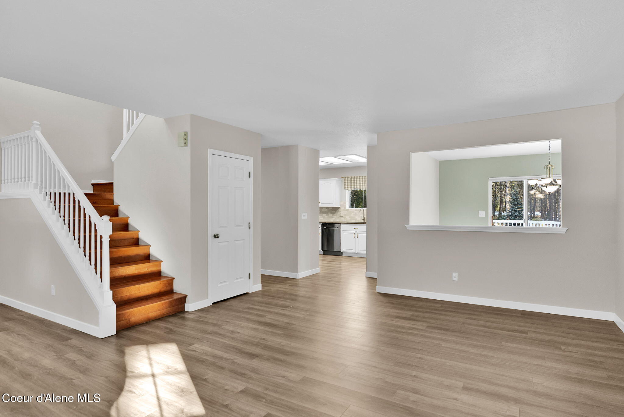 19850 North Gunning Road Rathdrum, ID 83858 - Photo 13 of 85 10-web-or-mls-SkyLight - Lacy-31