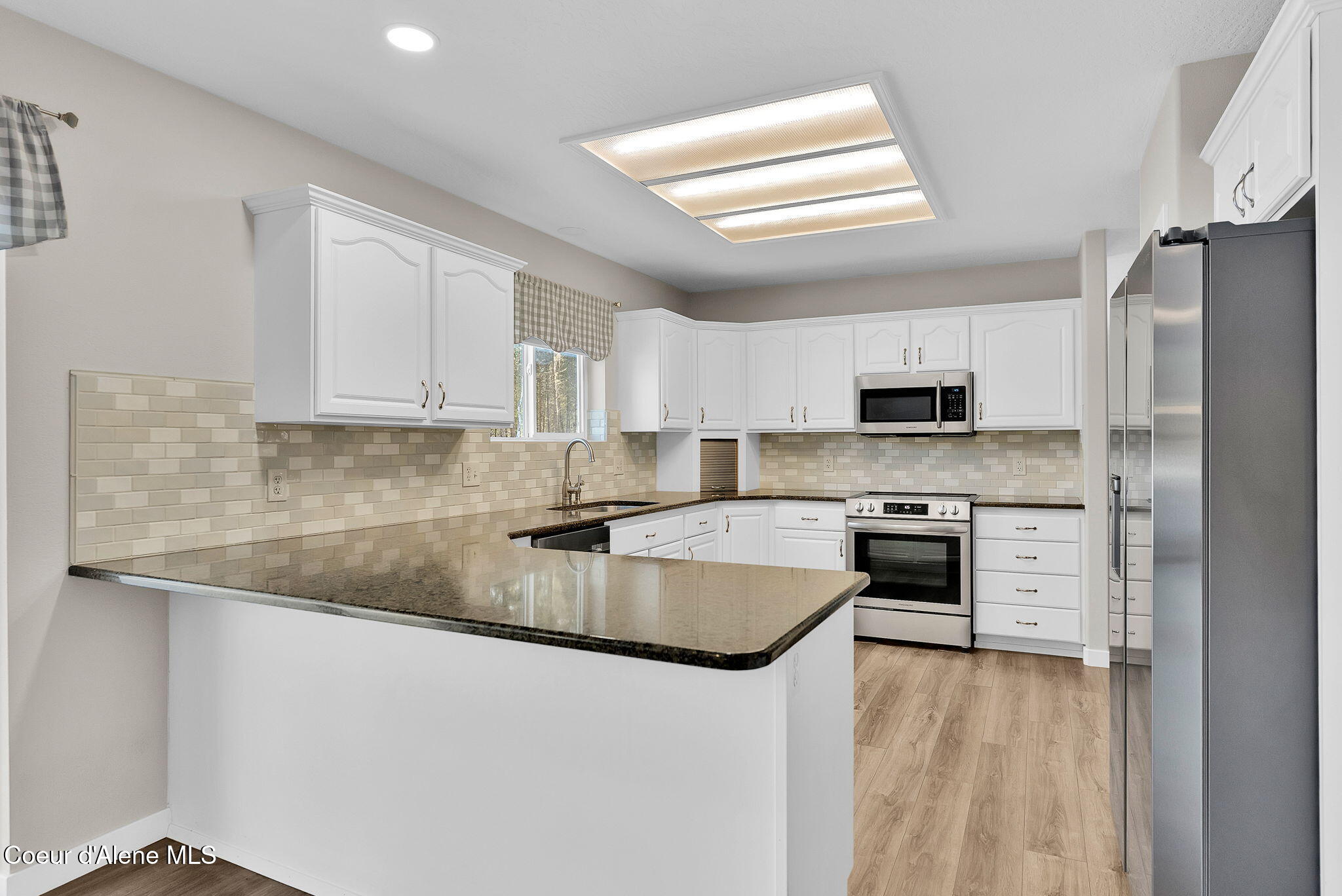 19850 North Gunning Road Rathdrum, ID 83858 - Photo 20 of 85 17-web-or-mls-SkyLight - Lacy-42