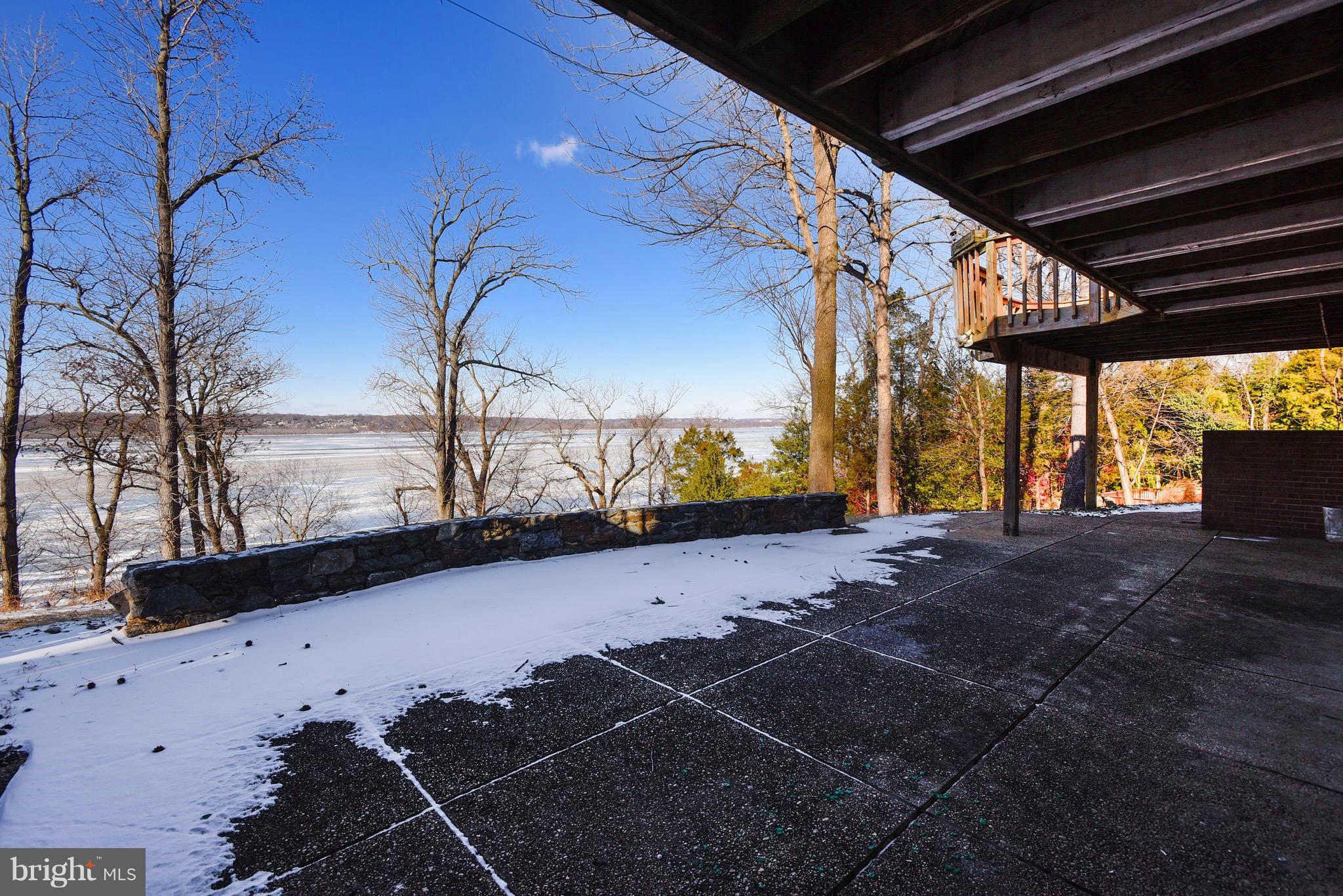 9815 Indian Queen Point Road Fort Washington, MD 20744 - Photo 24 of 30 Exterior (Rear)/patio