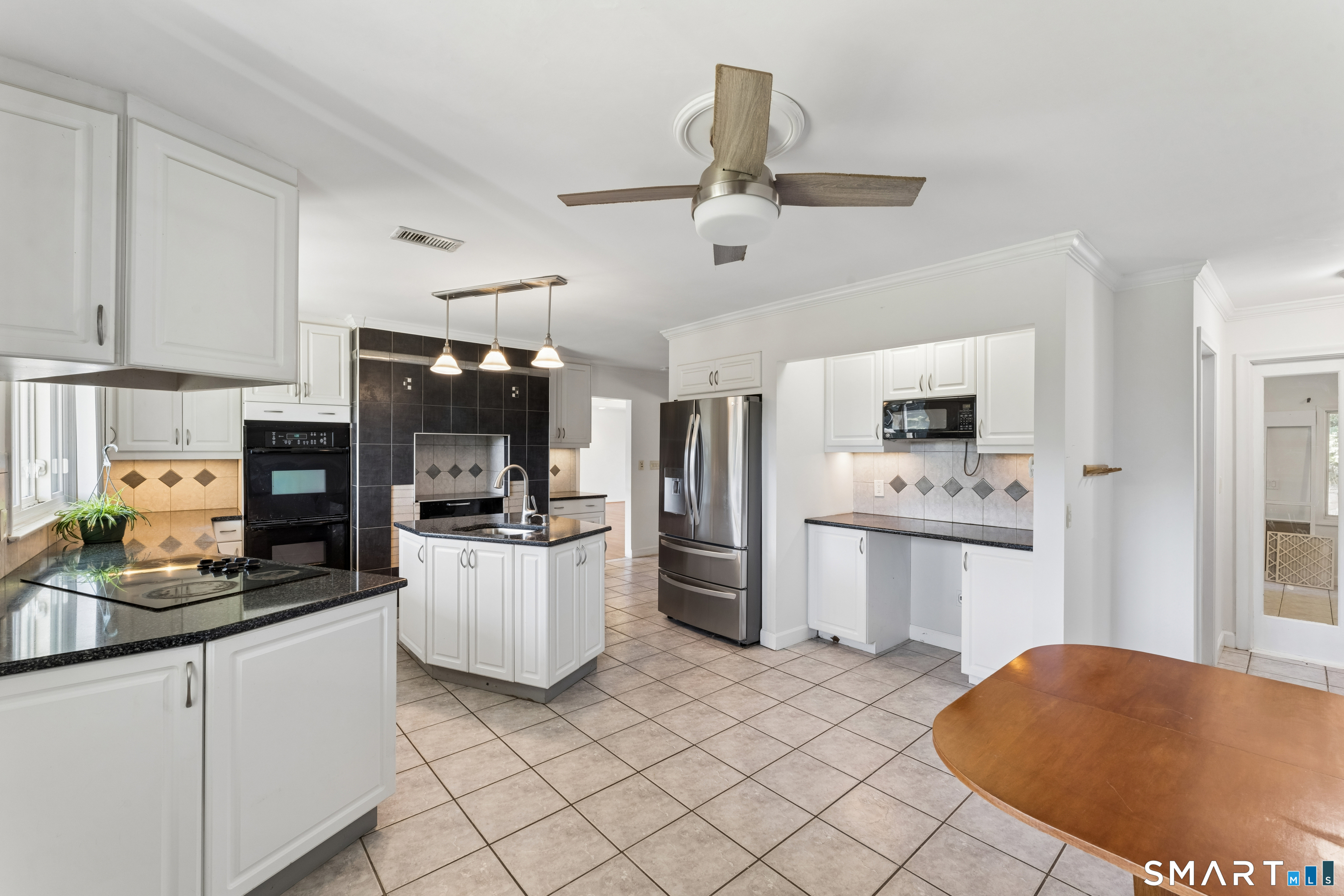 265 Brownstone Ridge Meriden, CT 06451 - Photo 17 of 39 Gallery Image 17