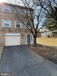 4546 North Hedgerow Drive Allentown, PA 18103 - Photo 1 of 22