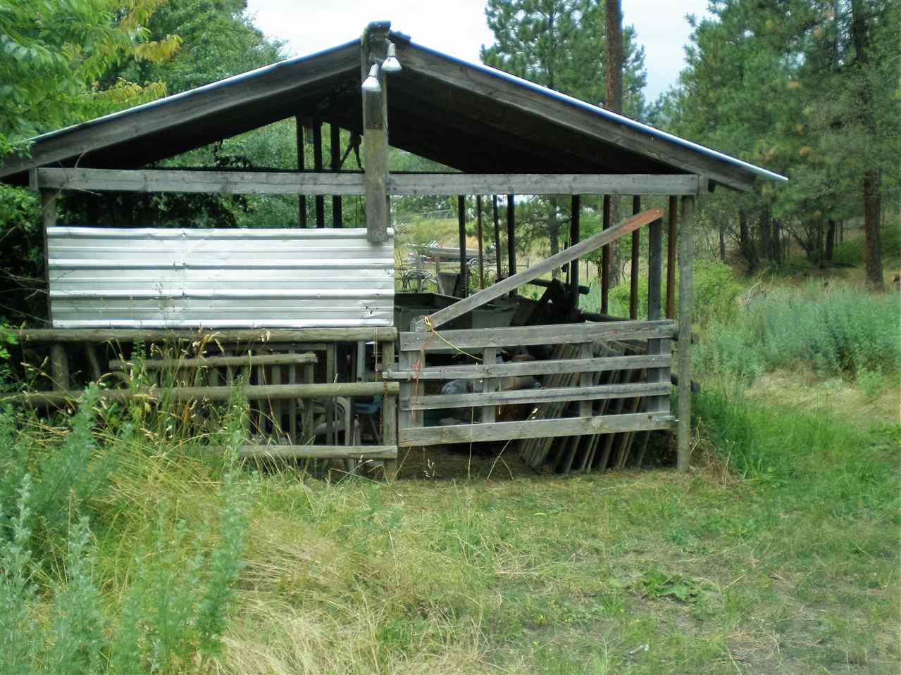 3597 Martin Road Gifford, WA 99131 - Photo 13 of 20