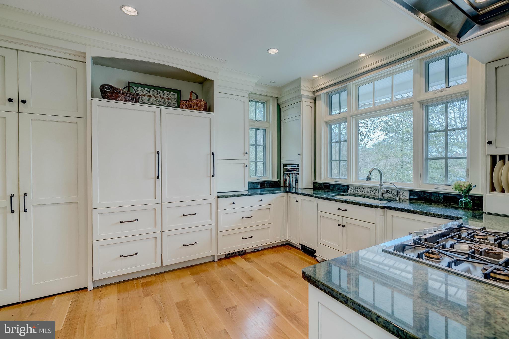 419 Holland Road Severna Park, MD 21146 - Photo 10 of 30 Kitchen