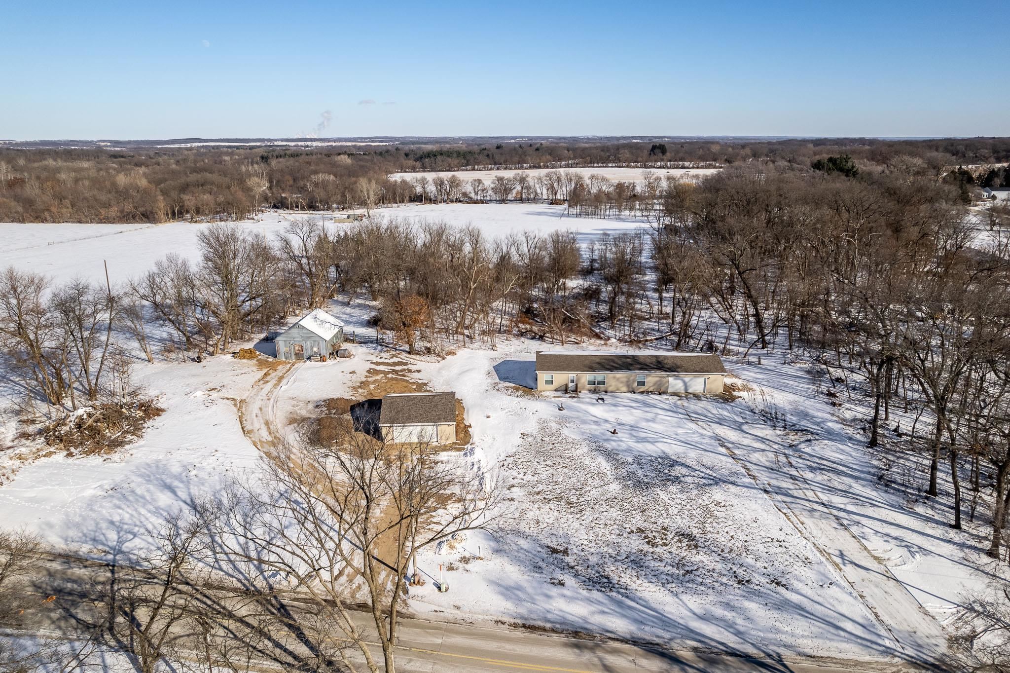 11447 South County Rd K Beloit, WI 53511 - Photo 41 of 51
