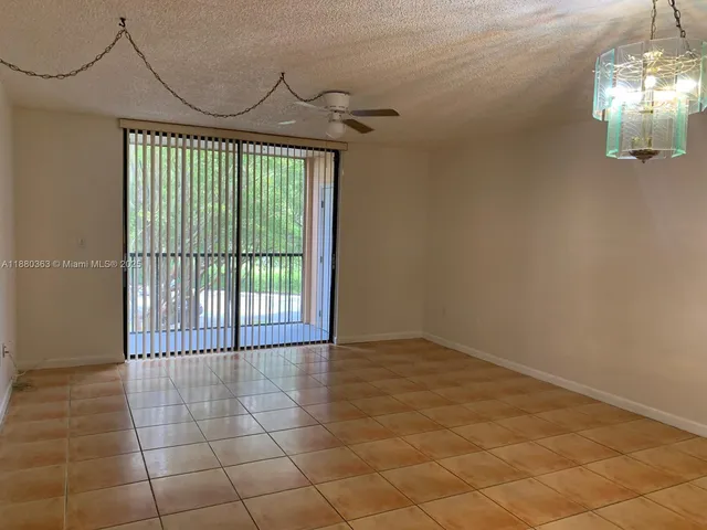 $2,000 | 8600 Southwest 133rd Avenue Road, Unit 310, Miami, FL 33183