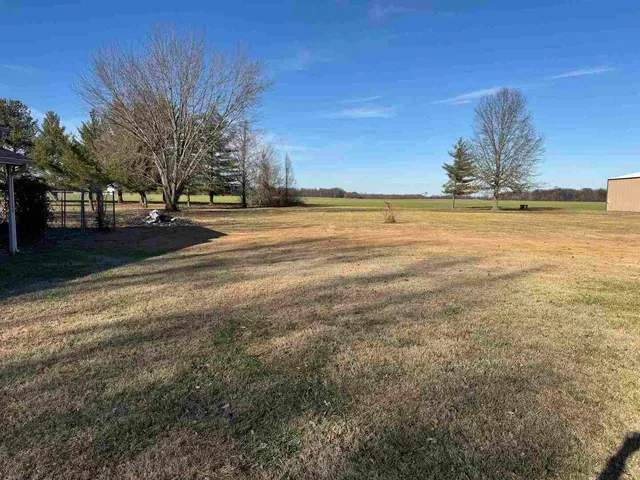 $375,000 | 13645 Leisure Lane, Benton, IL 62812