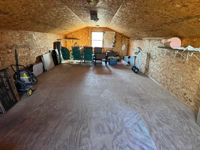 $375,000 | 13645 Leisure Lane, Benton, IL 62812