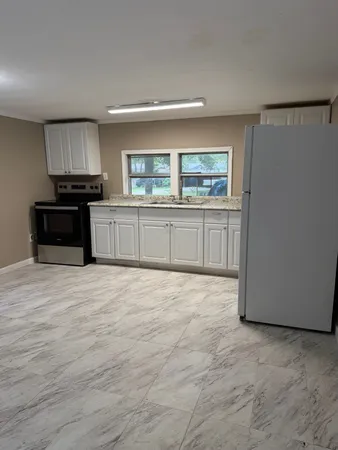 $1,000 | 10 Lakeview Drive, Huntsville, TX 77320