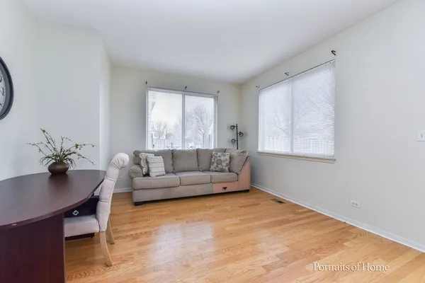 $375,000 | 2414 Savoy Court, Aurora, IL 60503