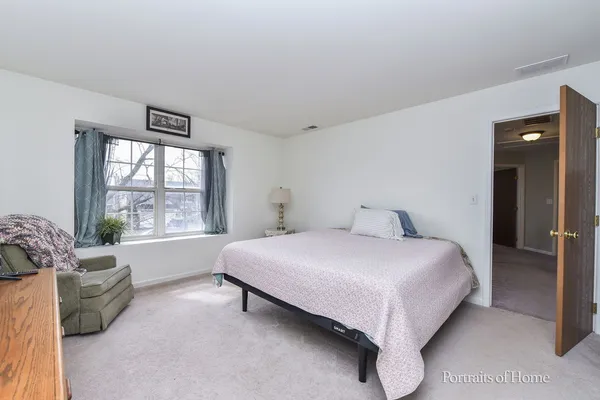 $375,000 | 2414 Savoy Court, Aurora, IL 60503