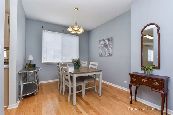 $375,000 | 2414 Savoy Court, Aurora, IL 60503