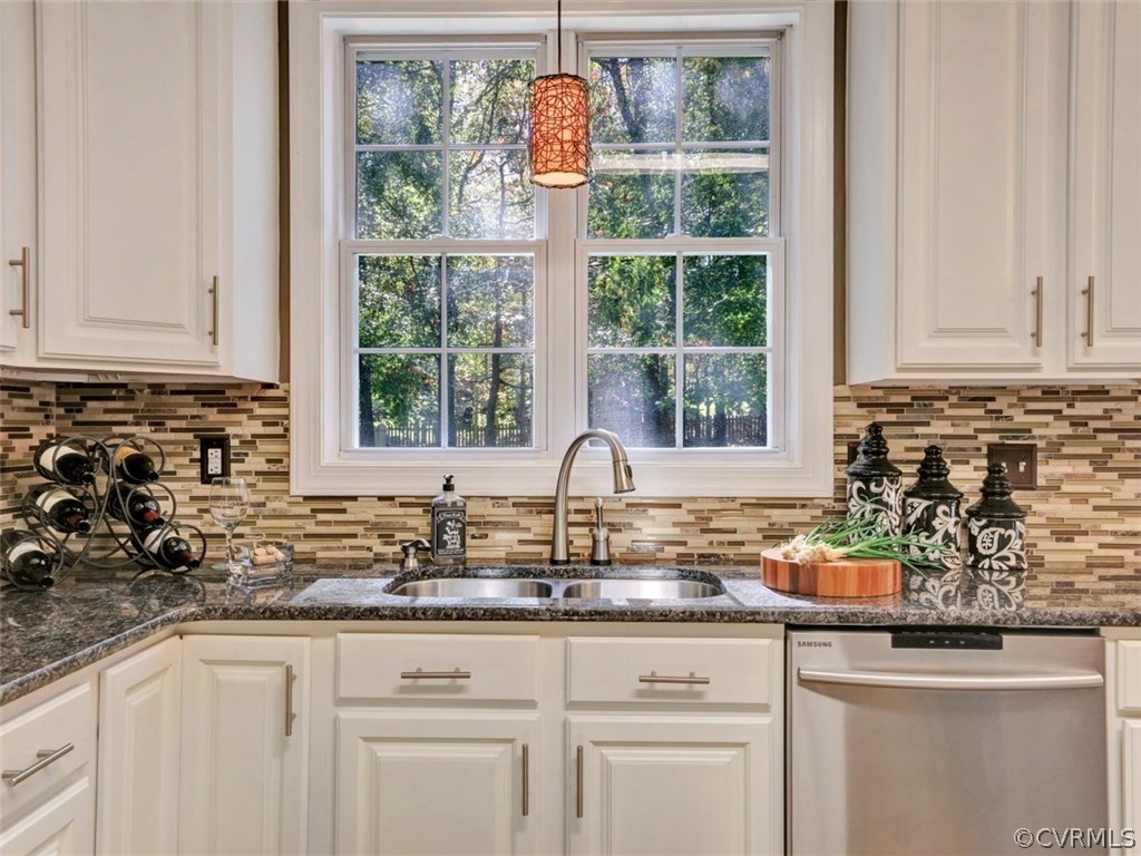13531 Raftersridge Terrace Midlothian, VA 23113 - Photo 17 of 45 Gallery Image 17