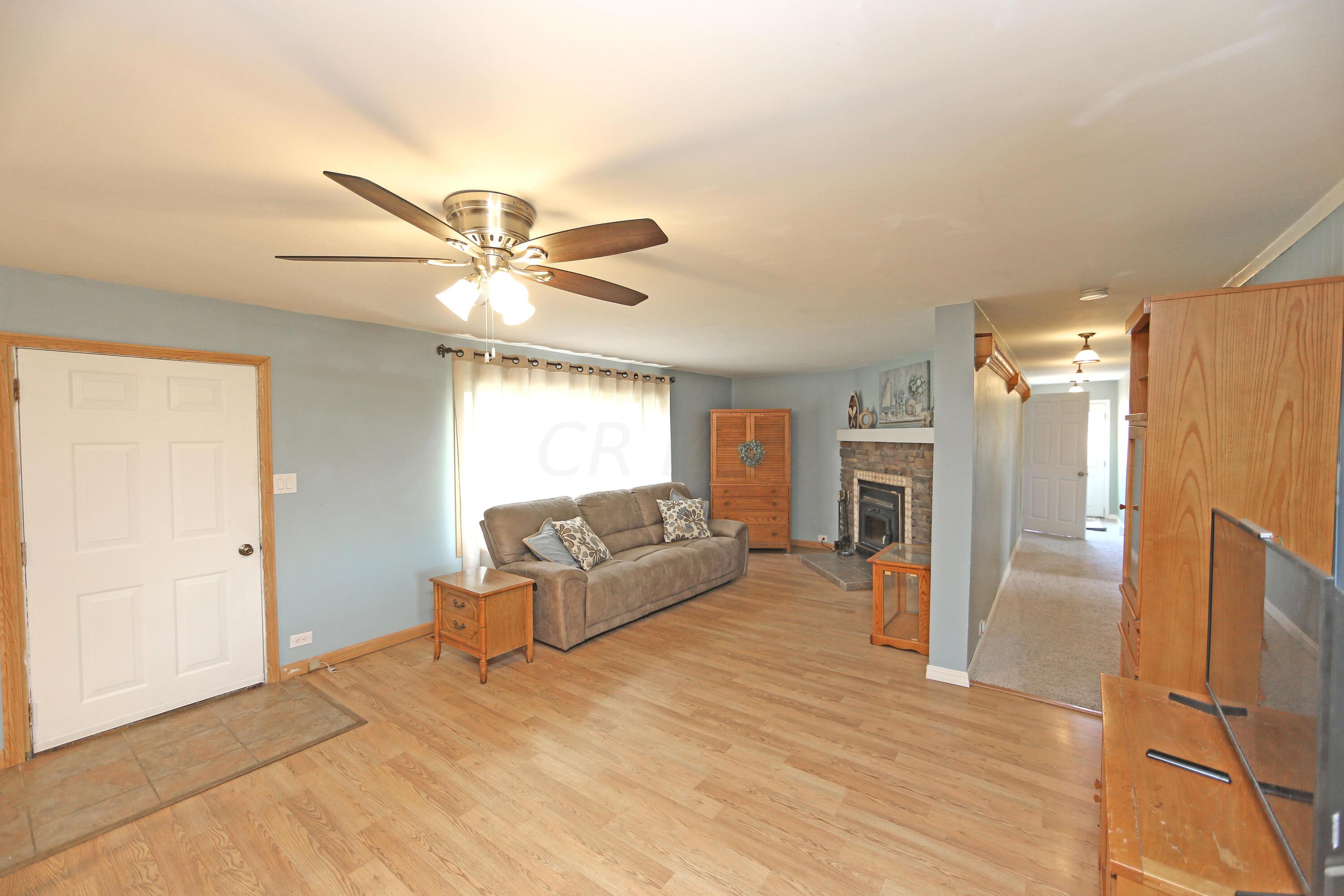 15685 Wooster Road Mount Vernon, OH 43050 - Photo 5 of 33 IMG_6972