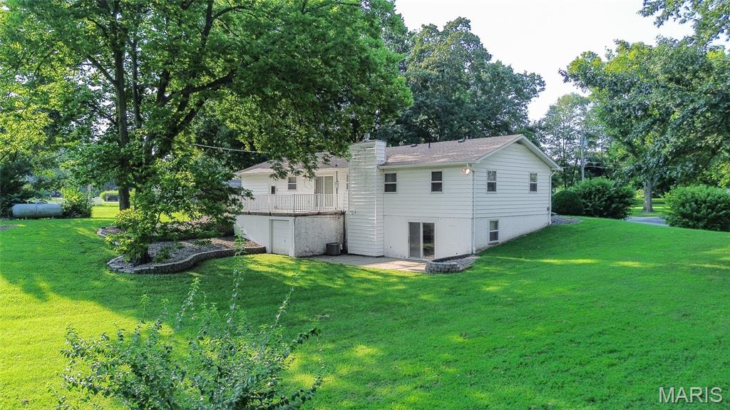 13810 Klaus Lake Road Highland, IL 62249 - Photo 52 of 53 Gallery Image 52