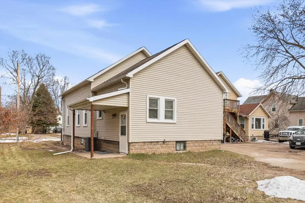 $200,000 | 1125 Winnebago Avenue, Oshkosh, WI 54901