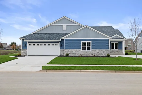 $639,900 | 1538 Weston Rdg Road, Oconomowoc, WI 53066