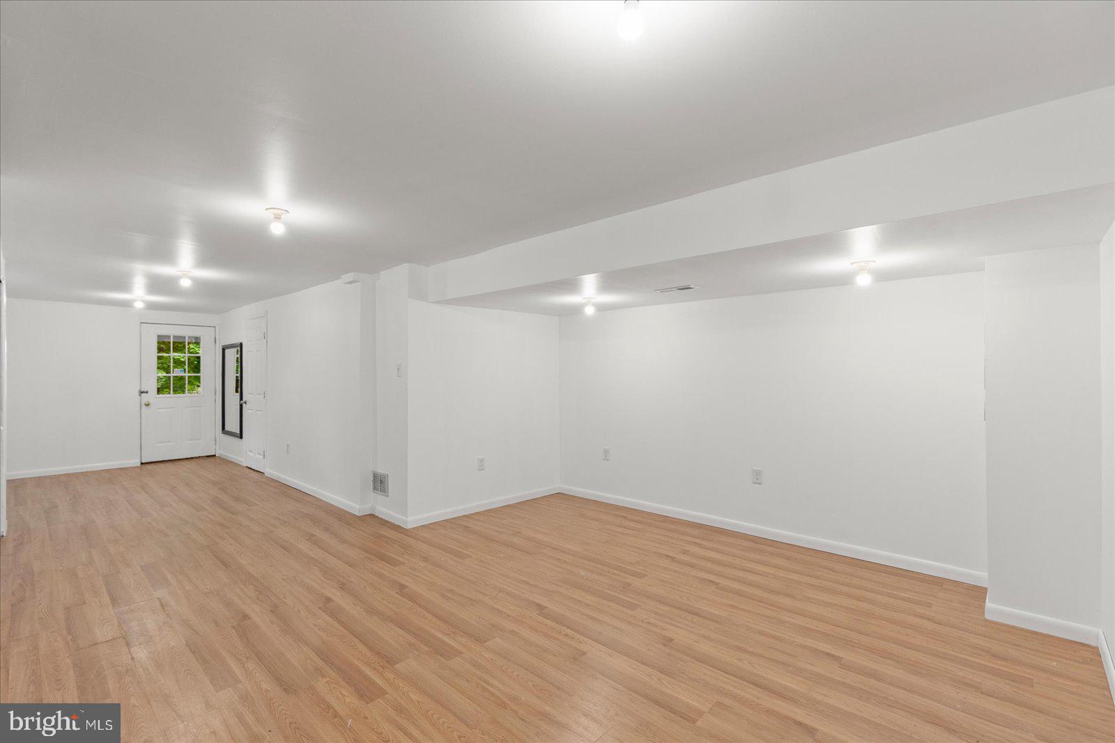 452 South Center Street Hanover, PA 17331 - Photo 26 of 45 Family room with Laminate flooring