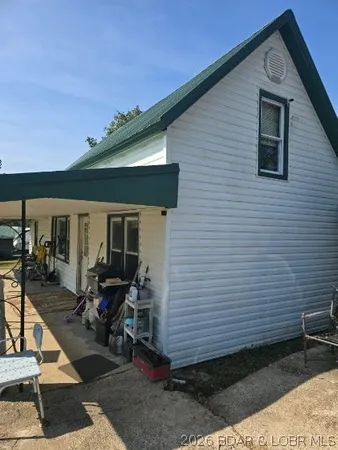 $239,900 | 20632 Seals Road, Versailles, MO 65084