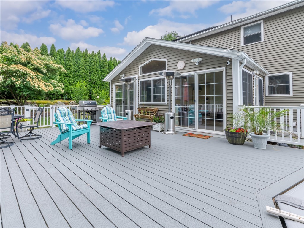 2 Brookfield Road Coventry, RI 02816 - Photo 12 of 43